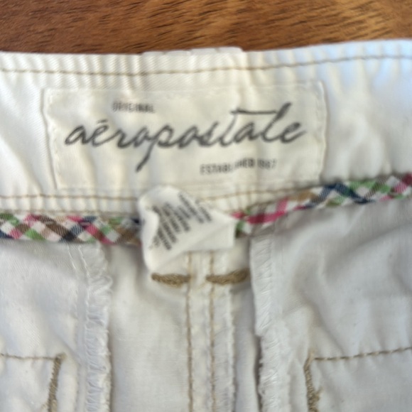 Four pairs of size zero jean shorts in perfect condition! - Picture 5 of 11